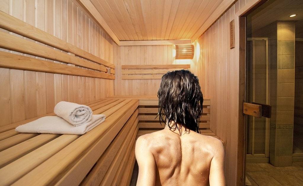 Créer un coin détente dans le jardin avec un hammam