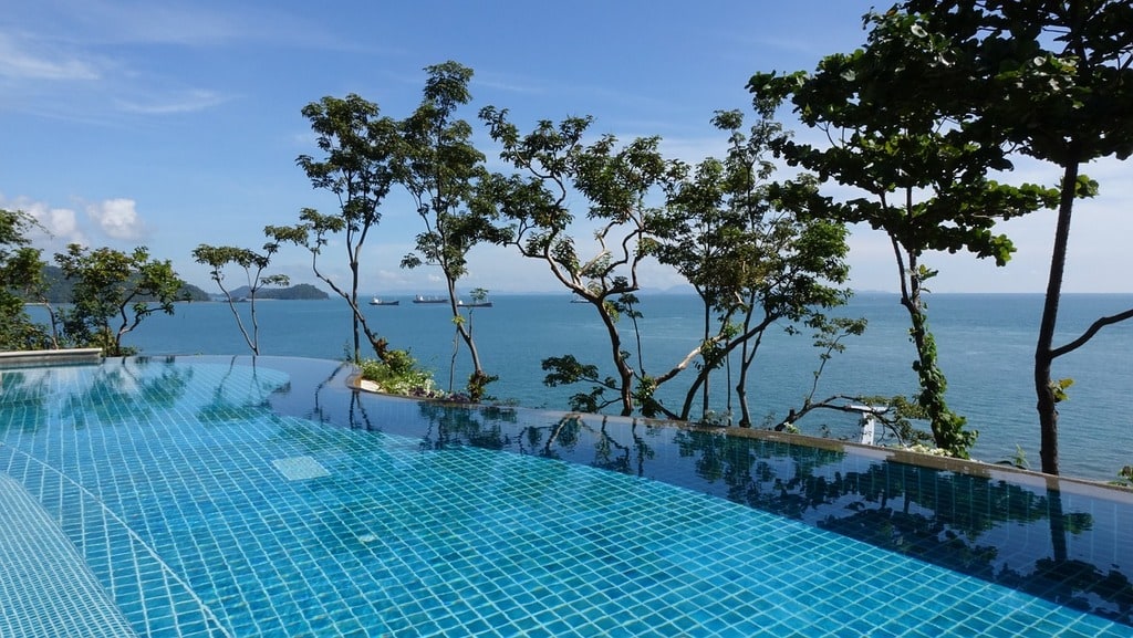 Ce qu'il faut savoir sur la construction et l'entretien d'une piscine